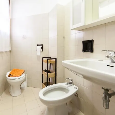 Apartment Campiello Chiesa, By Short Holidays Venice