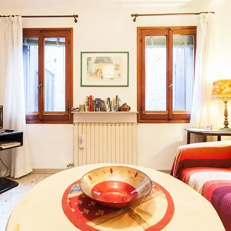 Campiello Chiesa, By Short Holidays Apartman