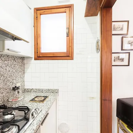 Campiello Chiesa, By Short Holidays Apartman Velence