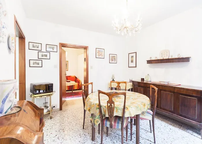 Campiello Chiesa, By Short Holidays